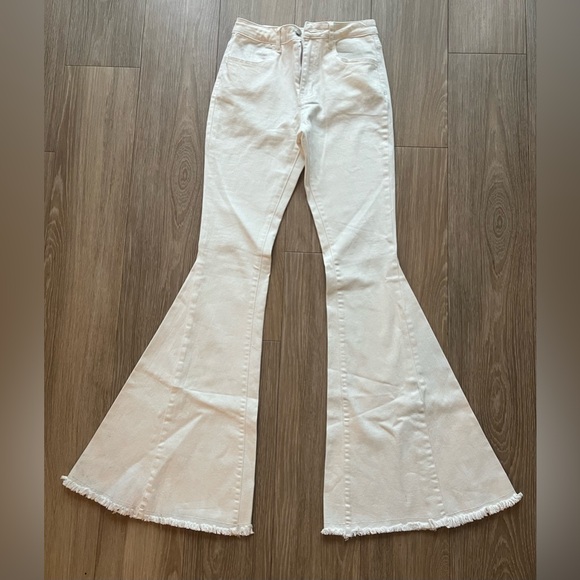 Altar'd State Cream Denim Pants Super Flare Size Small - Picture 2 of 6